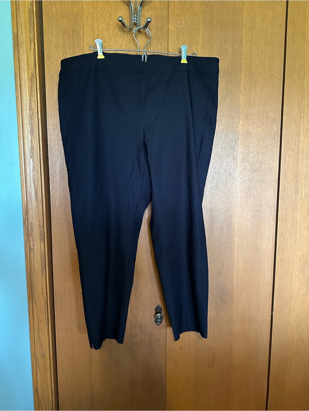 Monroe & Main Black Women’s Dress Pants - Sleek Flat Front